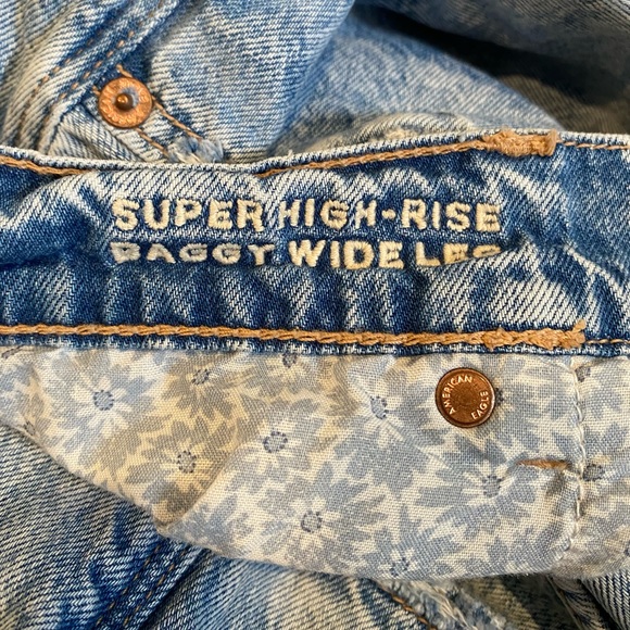 American Eagle AE Super High Rise Baggy Wide Leg Jeans Size 16 Regular - Picture 6 of 7